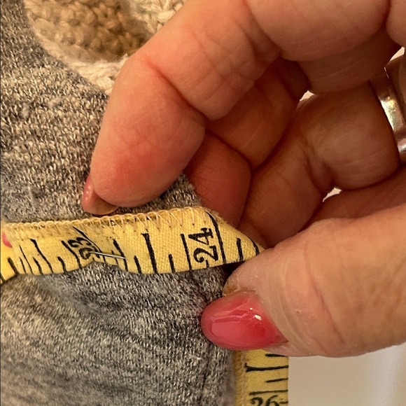 CAbi Heather Gray and Cream V-Neck Sweater - Picture 4 of 7